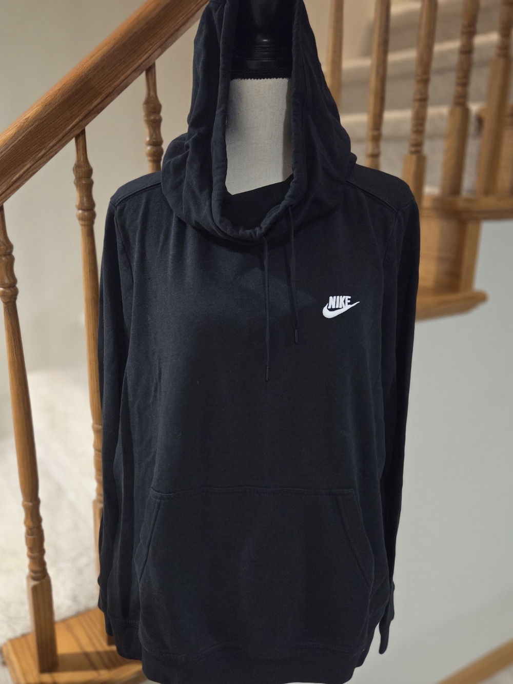 Nike Women's Black Pullover Hoodie Sweater